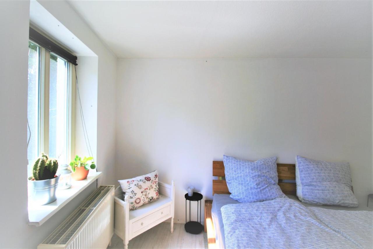 Zentrale Ferienwohnung „Treibholz“ Im Sonnenblumenhaus Flensburg Buitenkant foto