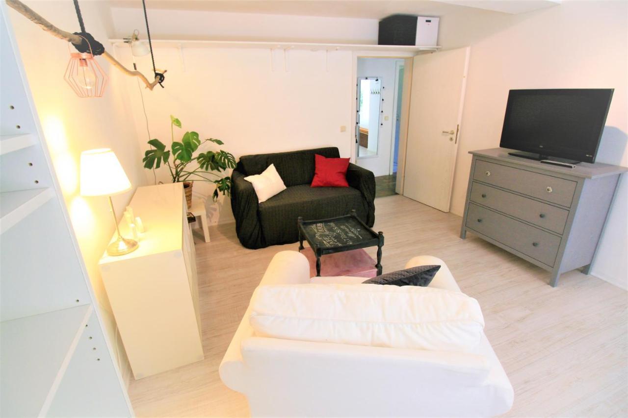 Zentrale Ferienwohnung „Treibholz“ Im Sonnenblumenhaus Flensburg Buitenkant foto