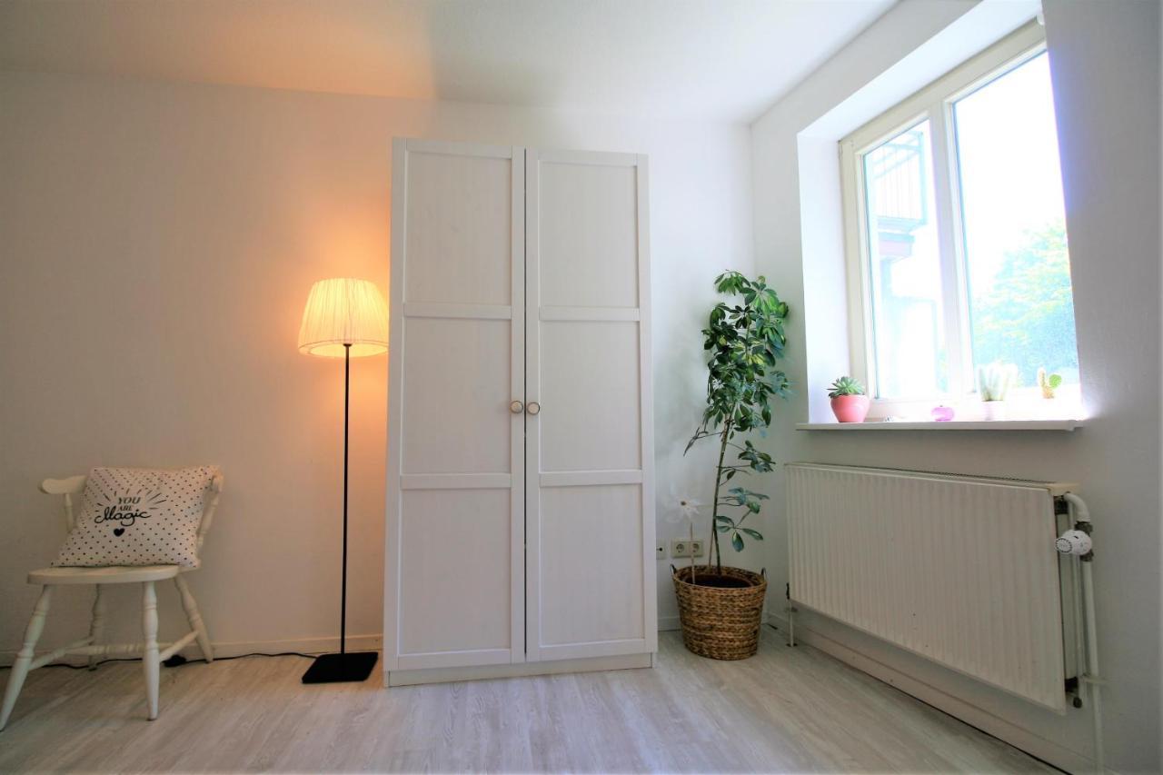 Zentrale Ferienwohnung „Treibholz“ Im Sonnenblumenhaus Flensburg Buitenkant foto