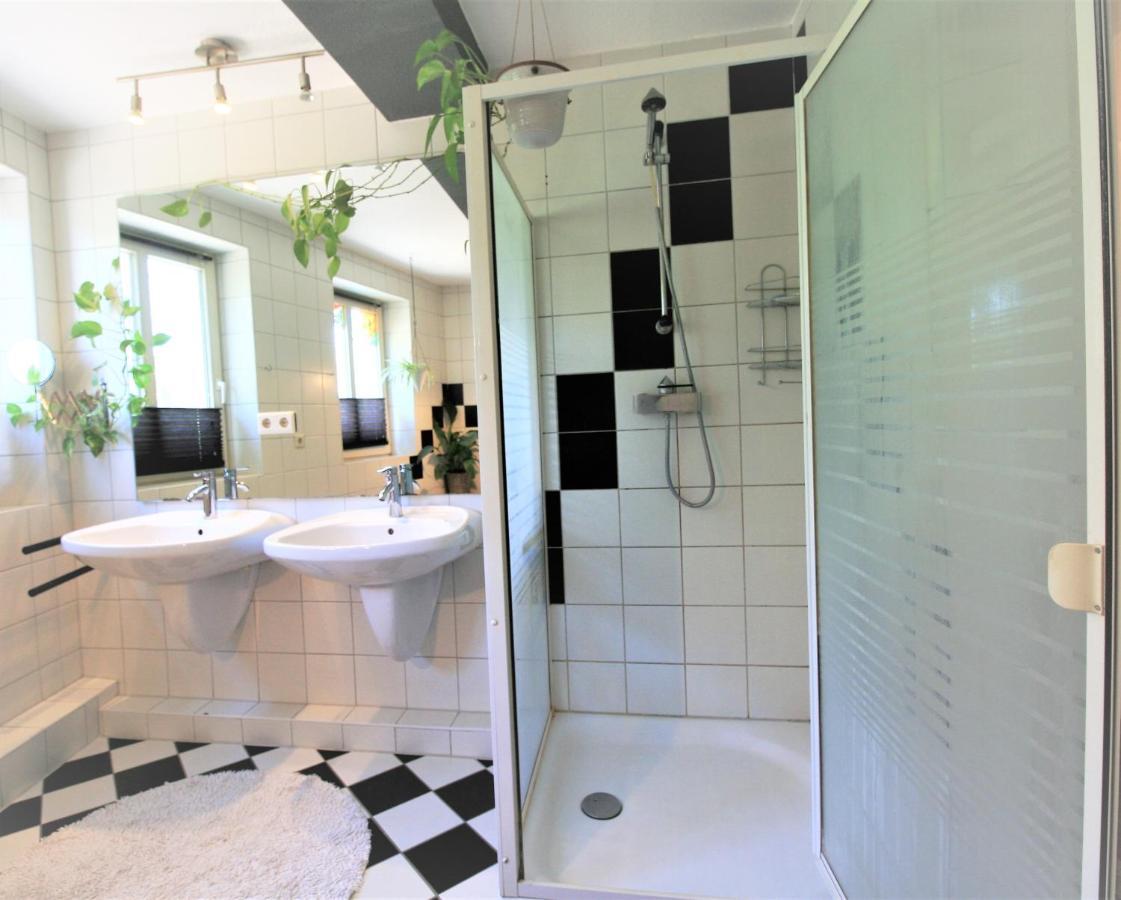Zentrale Ferienwohnung „Treibholz“ Im Sonnenblumenhaus Flensburg Buitenkant foto